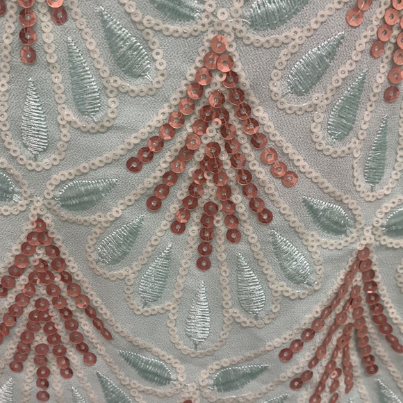 Scalloped Sequin Top - Picture 3 of 3